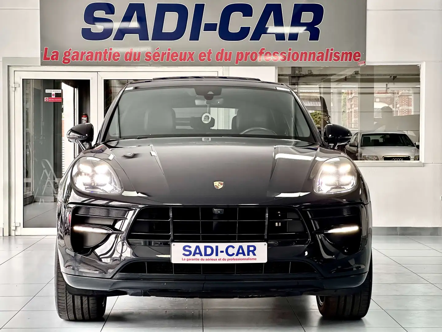 Porsche Macan 2.0 Turbo 245cv PDK - PACKSPORT CHRONO Noir - 2