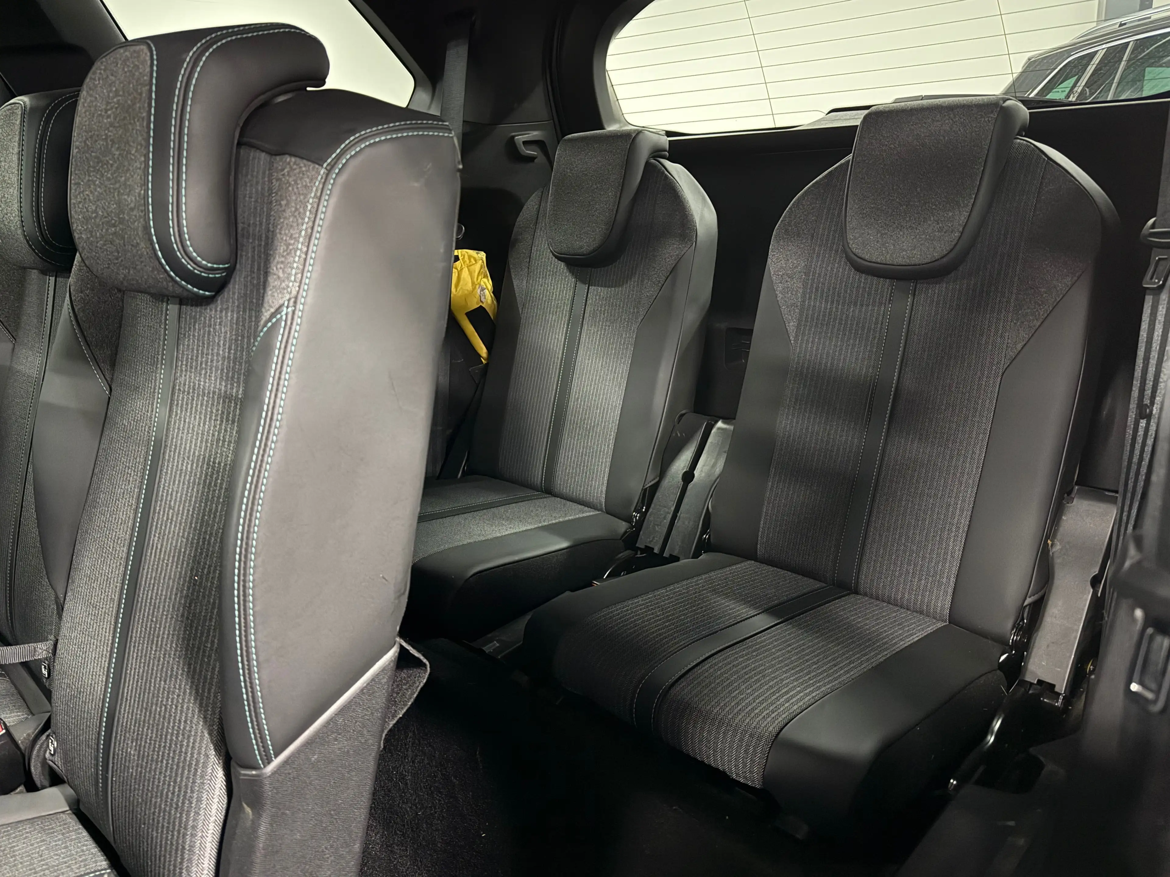 Peugeot 5008 1.5 BlueHDi 2021 FACE-LIFT 7 zitplaatsen Automaat! — photo 11