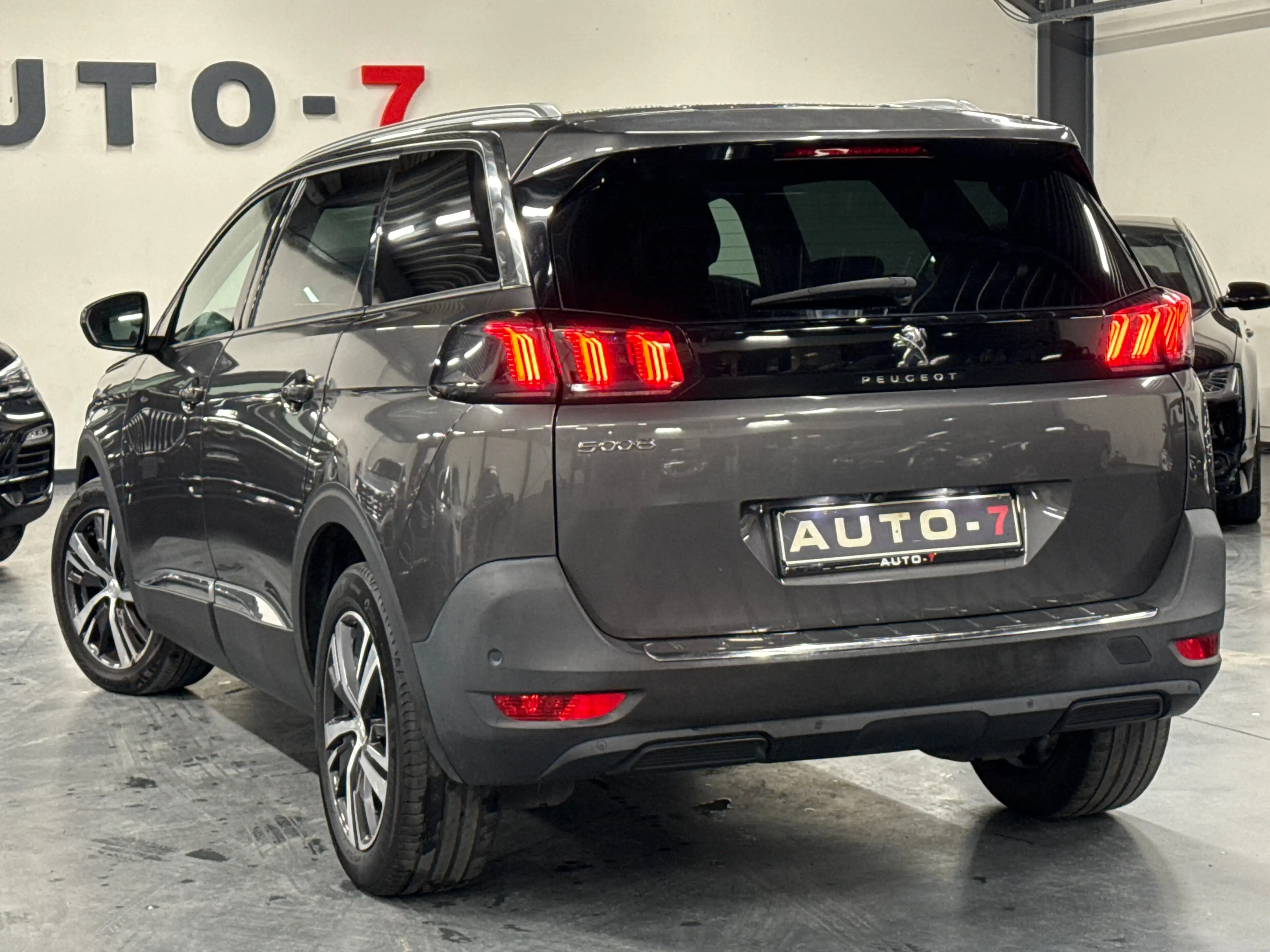 Peugeot 5008 1.5 BlueHDi 2021 FACE-LIFT 7 zitplaatsen Automaat! — photo 4