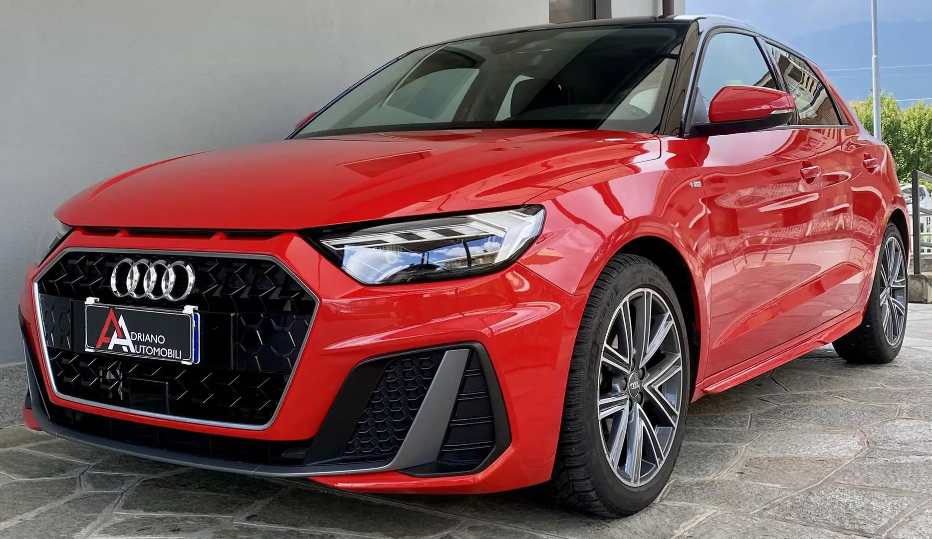 Audi A1 SPB 30 TFSI Business Rot - 1
