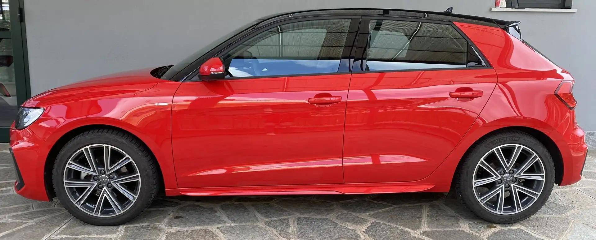 Audi A1 SPB 30 TFSI Business Rot - 2