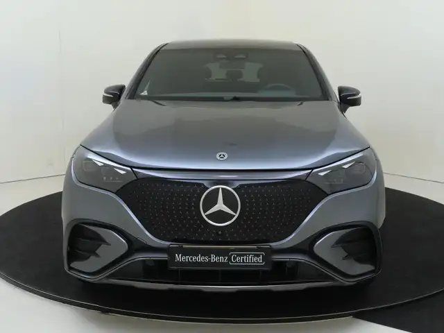 Mercedes-Benz Eqe view 6