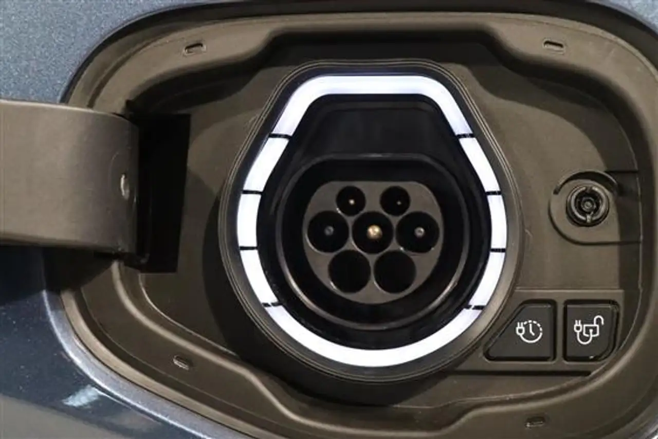 Ford Kuga 2.5 ecoboost fwd graphite tech edition phev st line, миниатюра 8