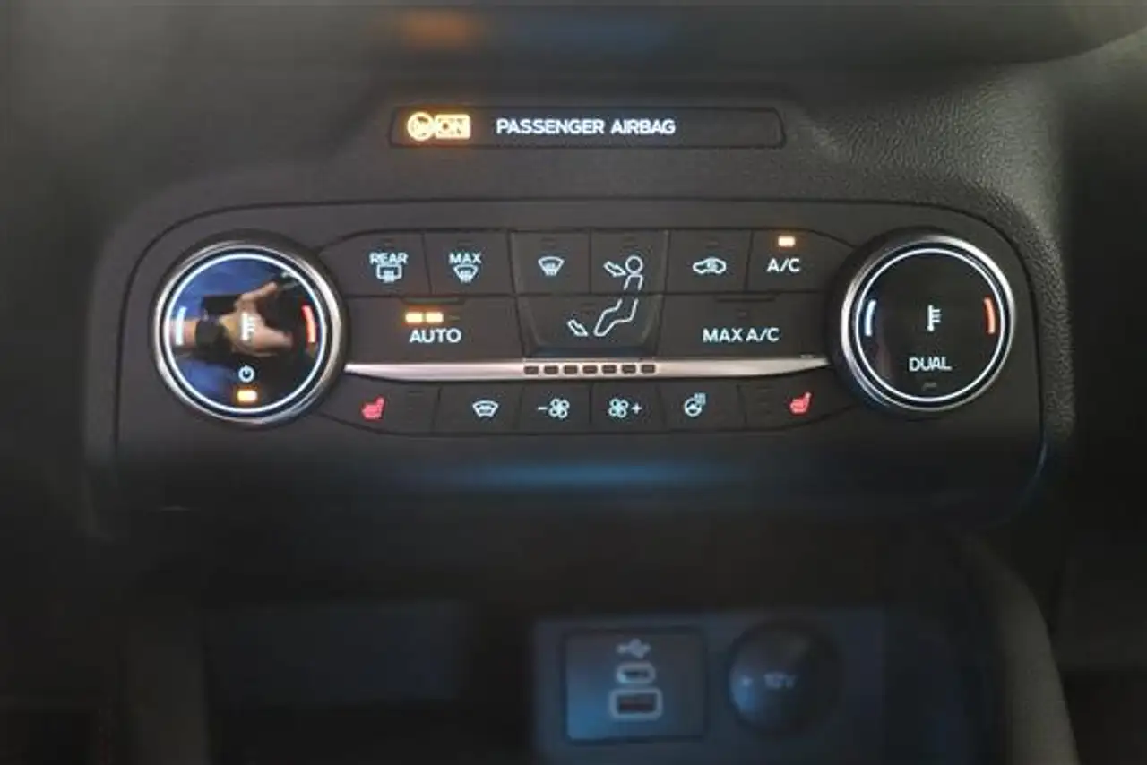Ford Kuga 2.5 ecoboost fwd graphite tech edition phev st line, миниатюра 17