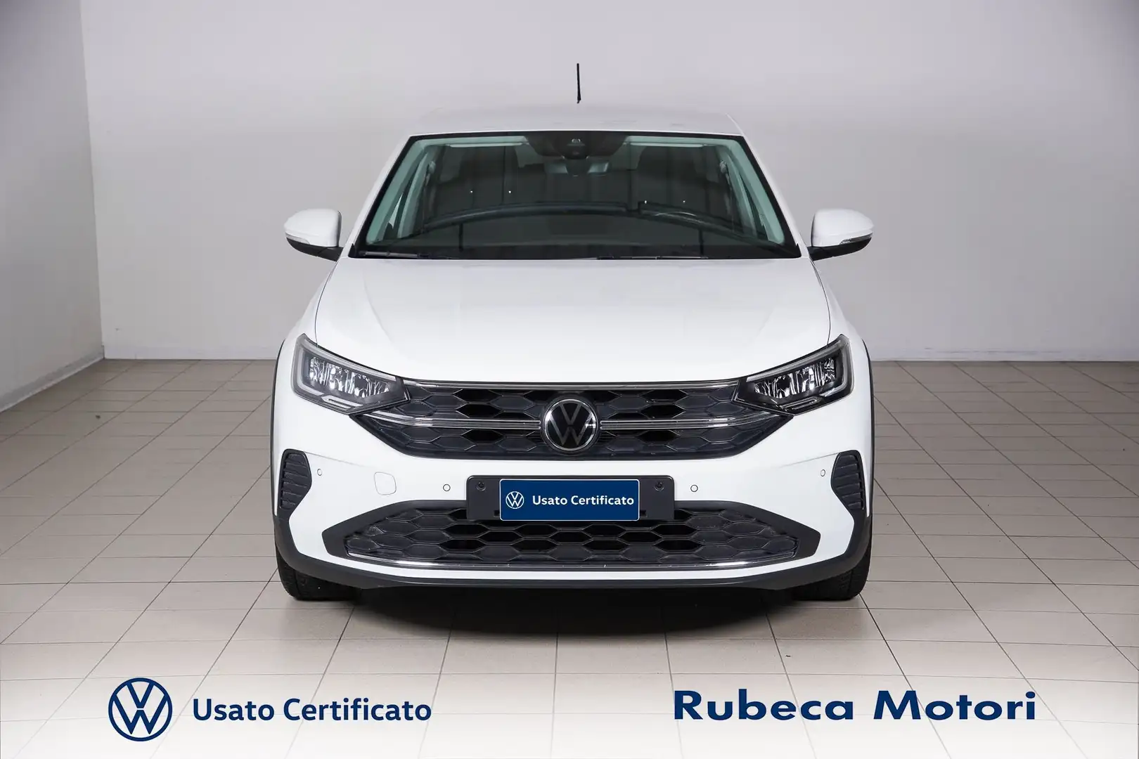 Volkswagen Taigo 1.0 TSI Life 95CV Weiß - 2