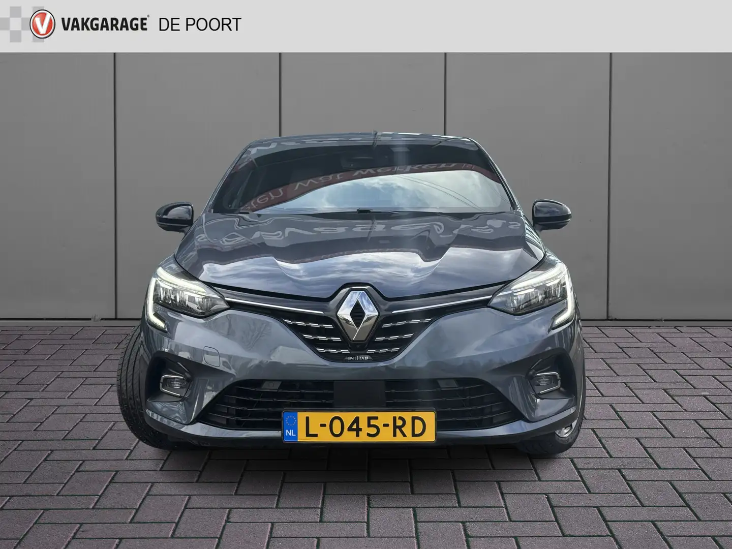 Renault Clio 1.6 E-Tech Hybrid 140 Initiale Paris | NL-auto | D Grijs - 2