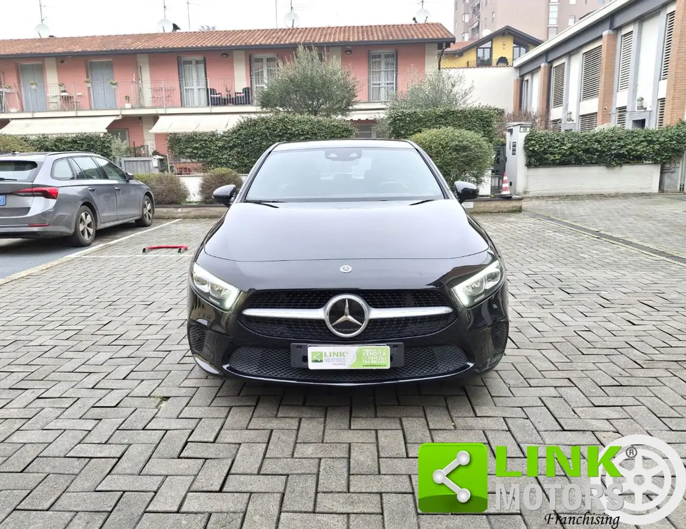 Mercedes-Benz A 180 d Automatic Sport GARANZIA INCLUSA Nero - 2