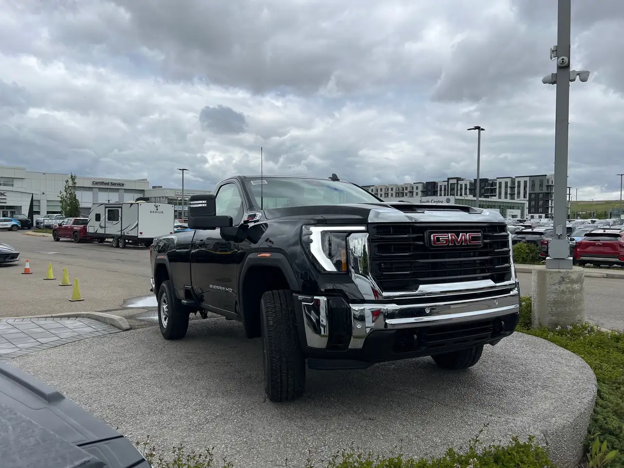 GMC Sierra 3500HD снимка GMC Sierra 3500HD