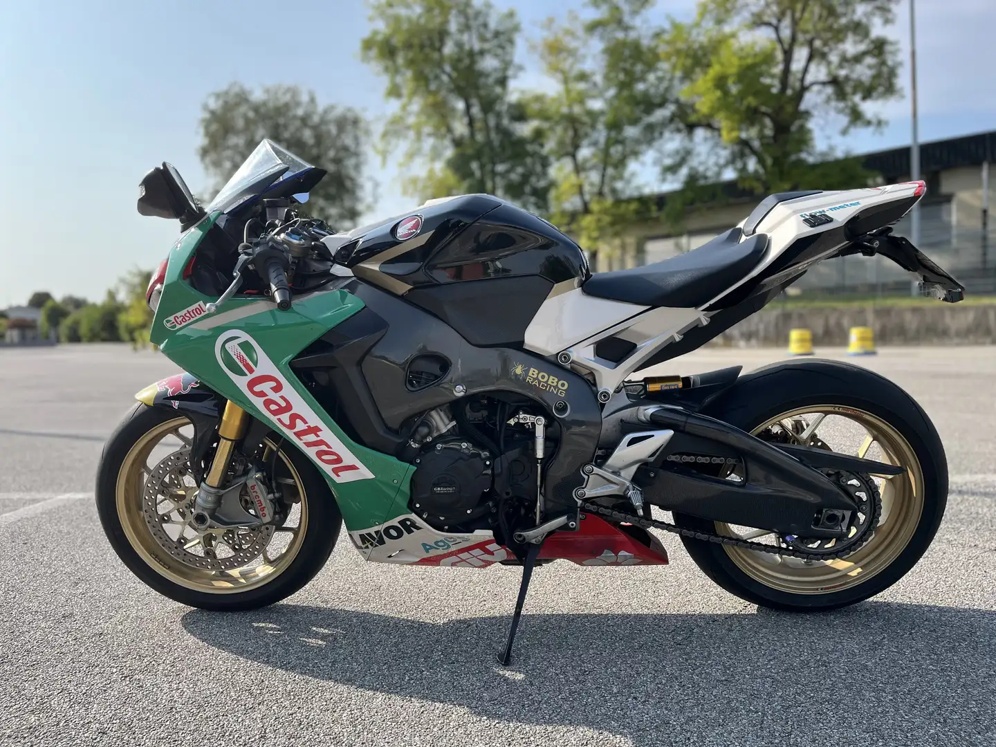 Honda CBR 1000 rr sp Vert - 2
