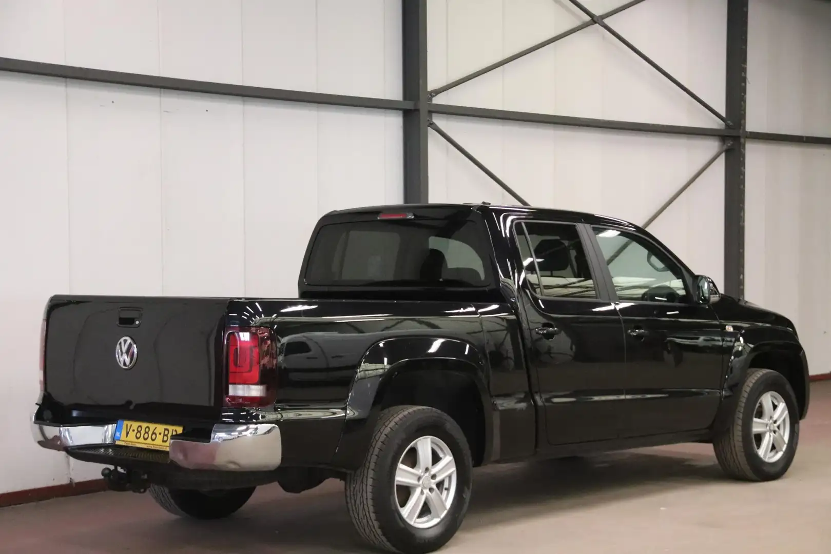 Volkswagen Amarok 2.0 TDI 4Motion DC DUBBEL CABINE AUTOMAAT Zwart - 2