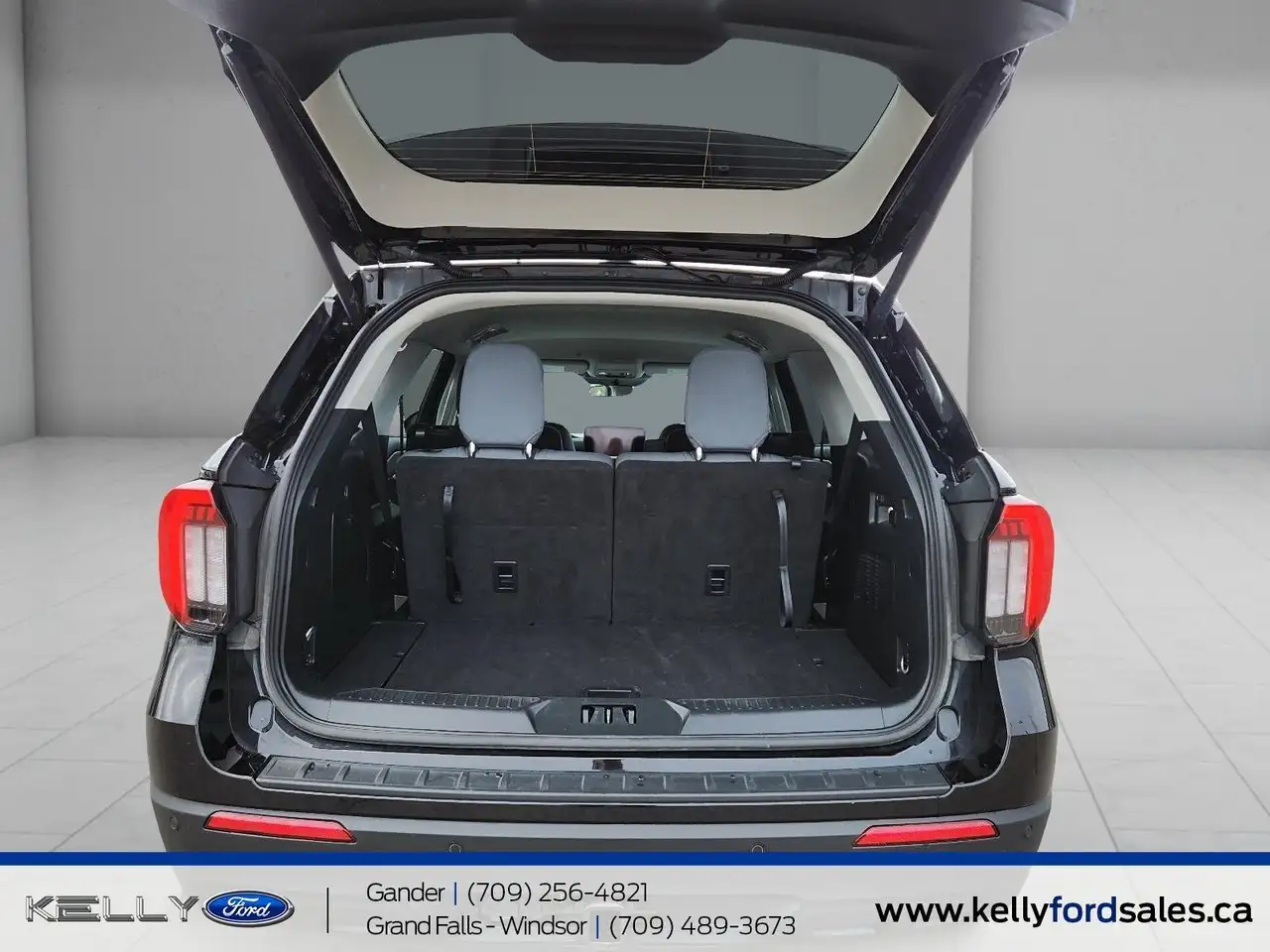 Ford Explorer снимка Ford Explorer