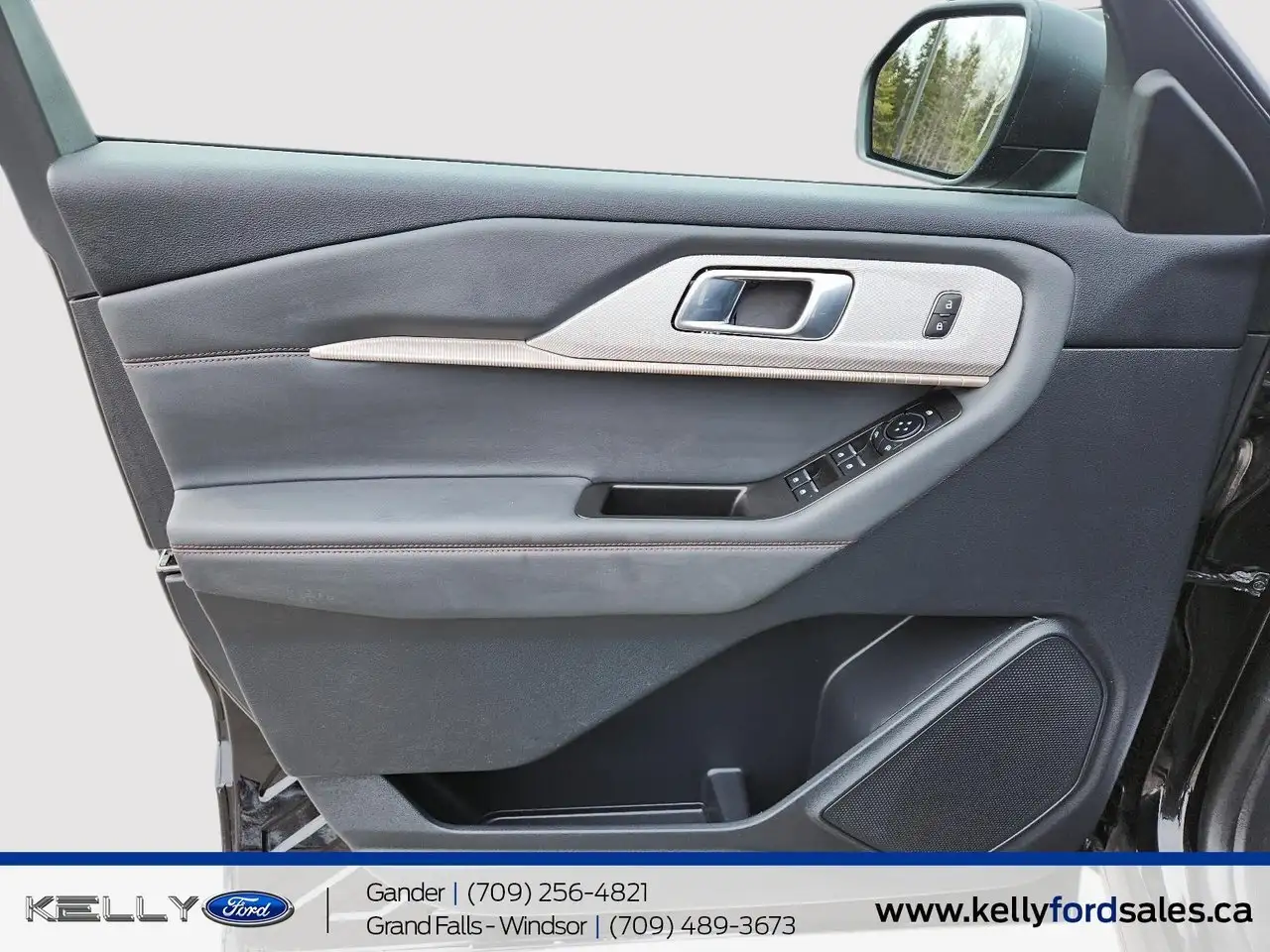 Ford Explorer снимка Ford Explorer