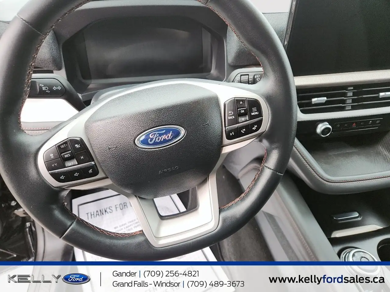 Ford Explorer снимка Ford Explorer