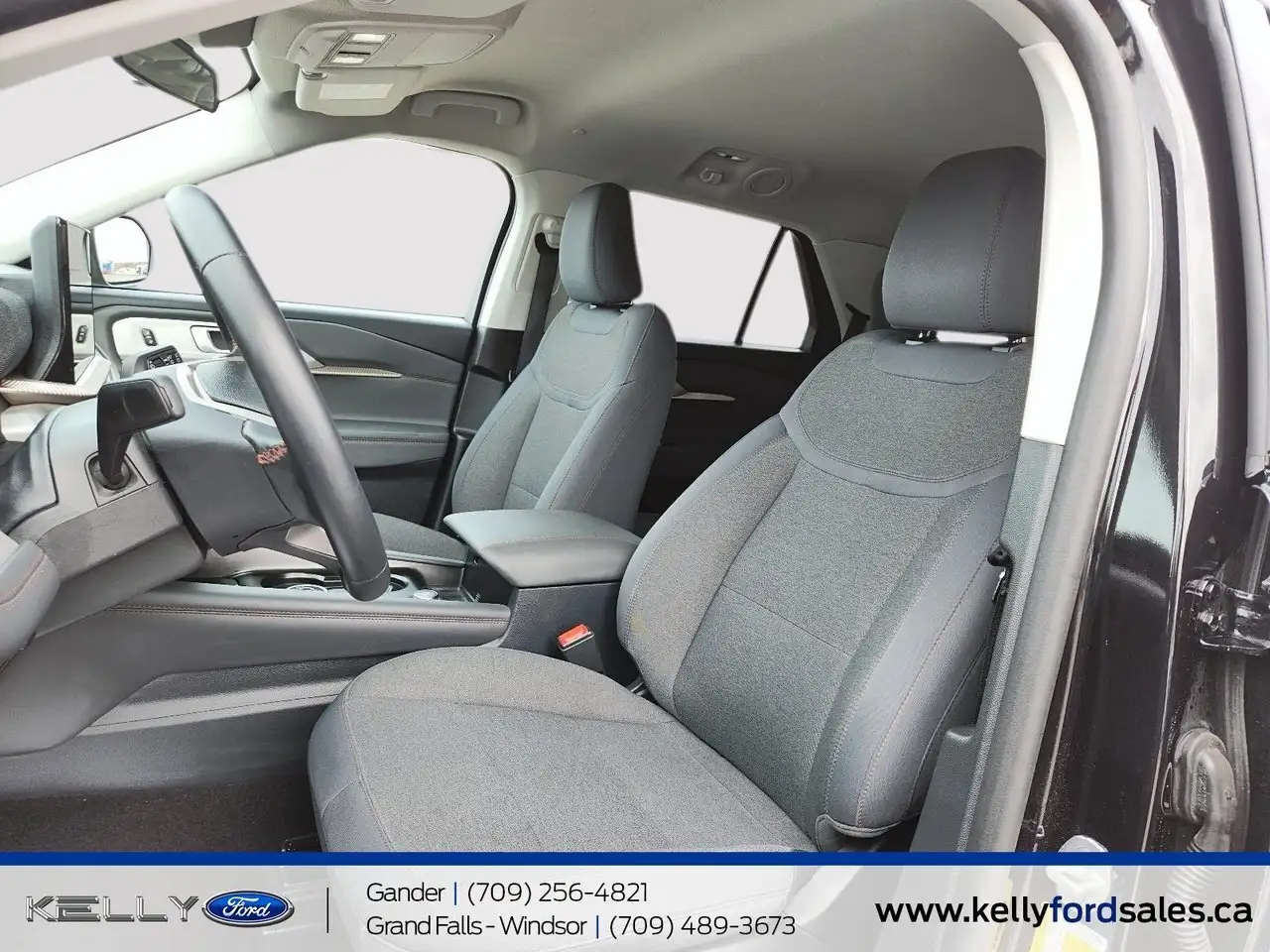 Ford Explorer снимка Ford Explorer
