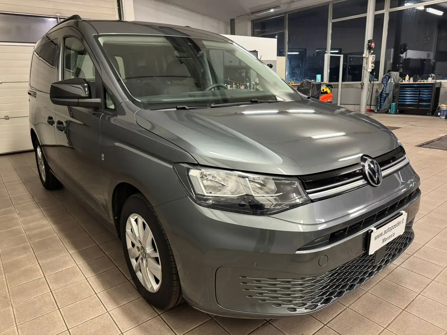 Volkswagen Caddy Life Grigio - 2