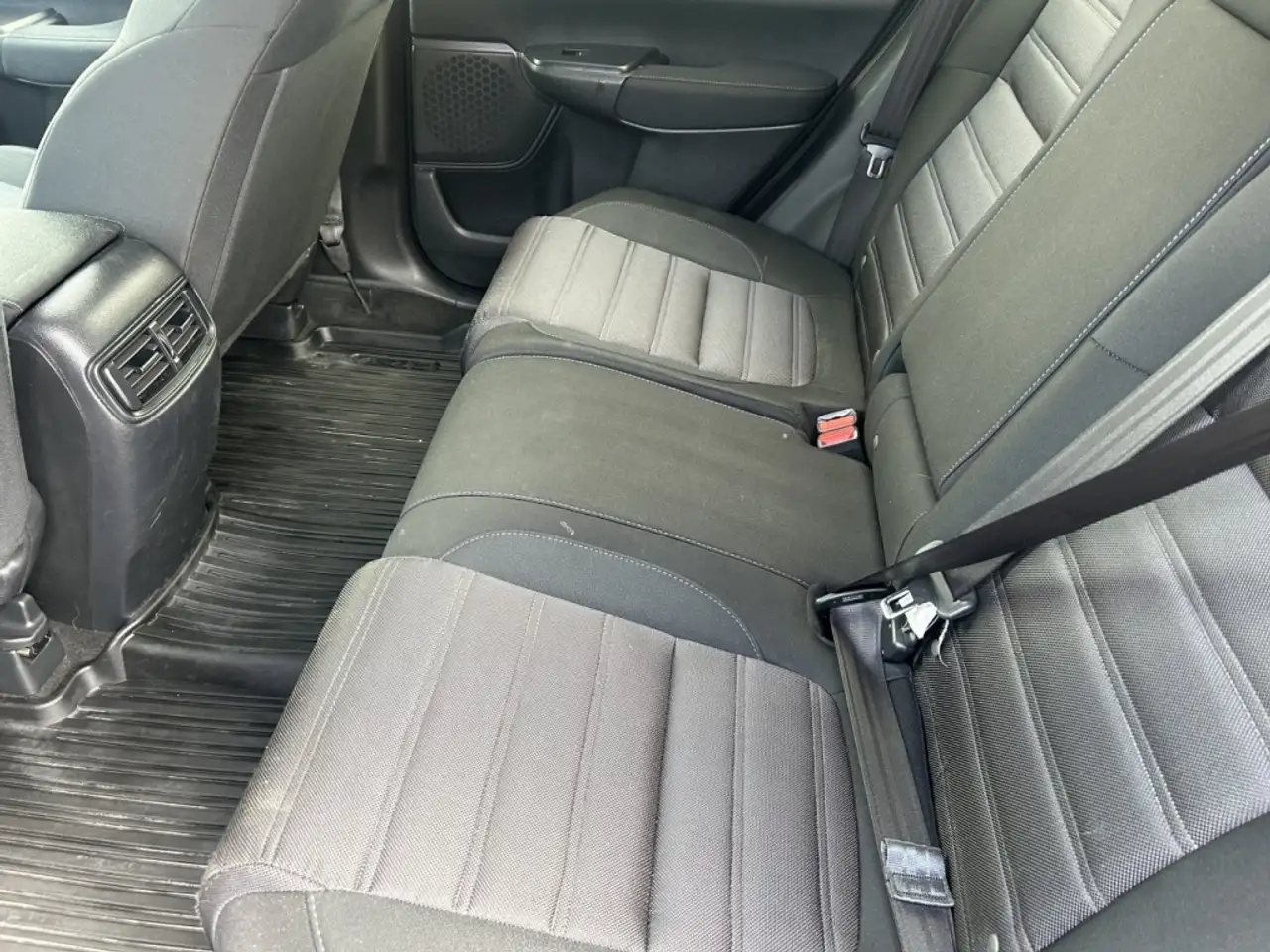 Honda CR-V photo Honda CR-V