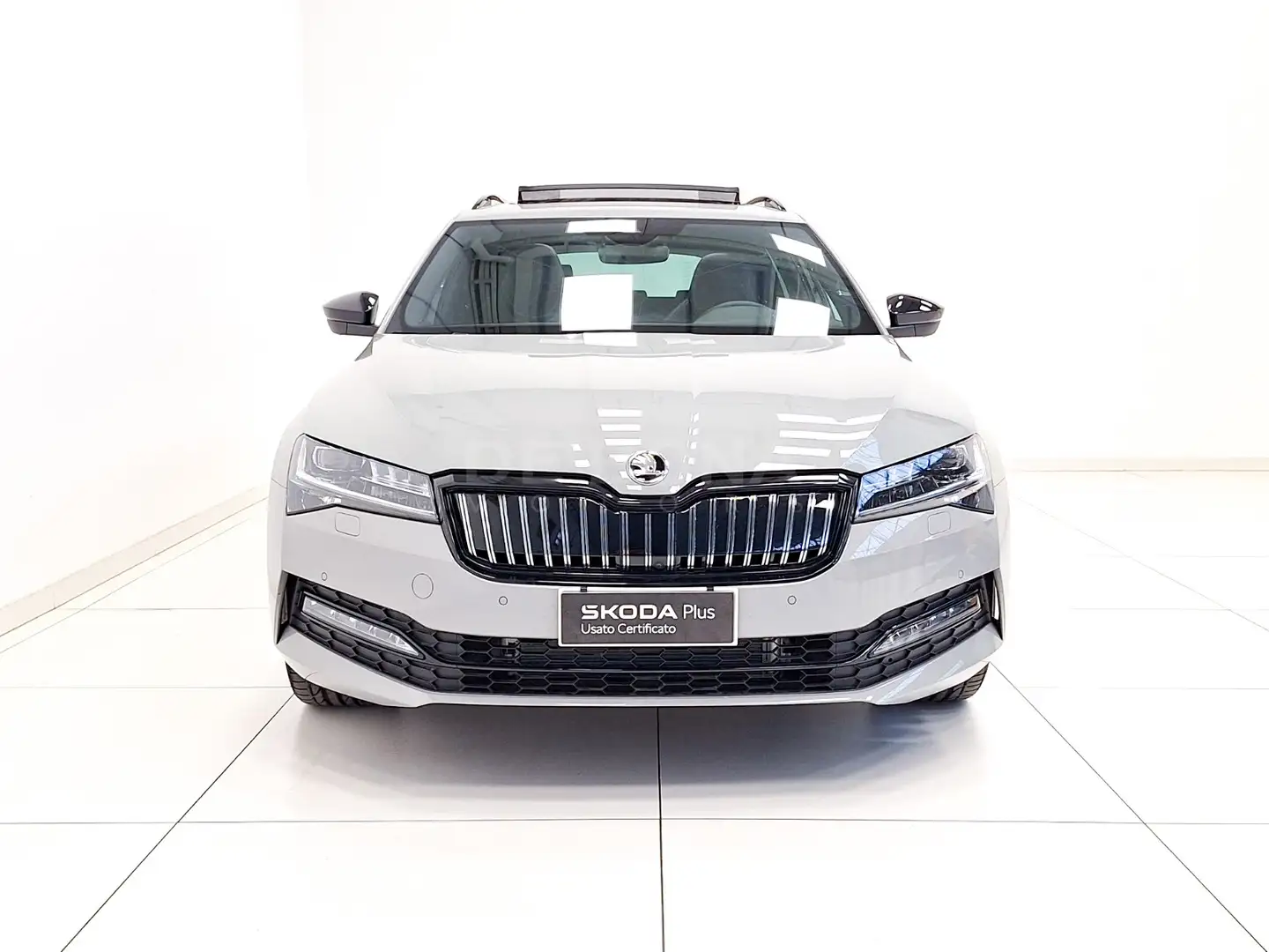 Skoda Superb wagon iv 1.4 tsi phev sportline dsg Grigio - 2