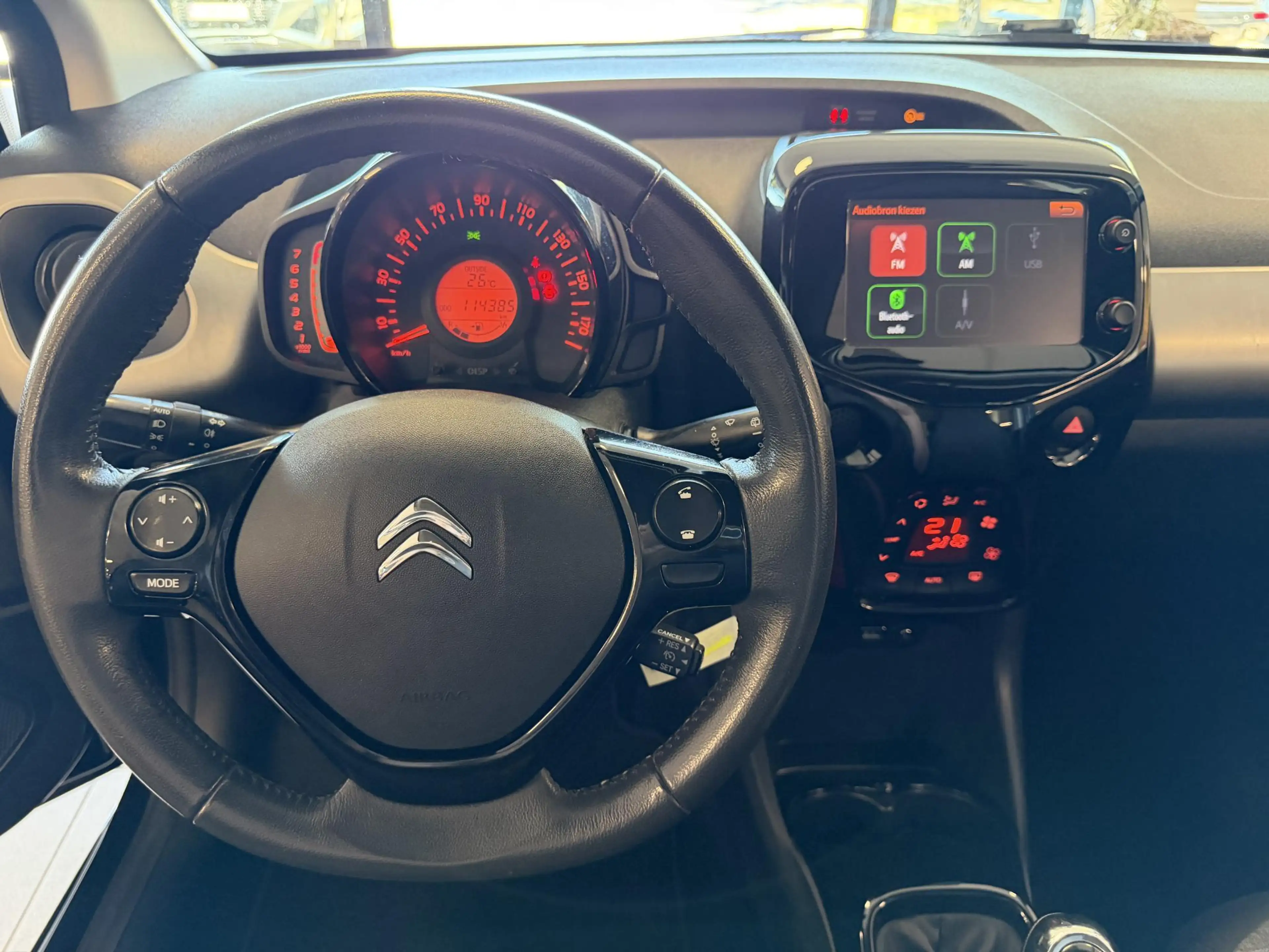 Citroen C1 1.0 e-VTi Shine — photo 6