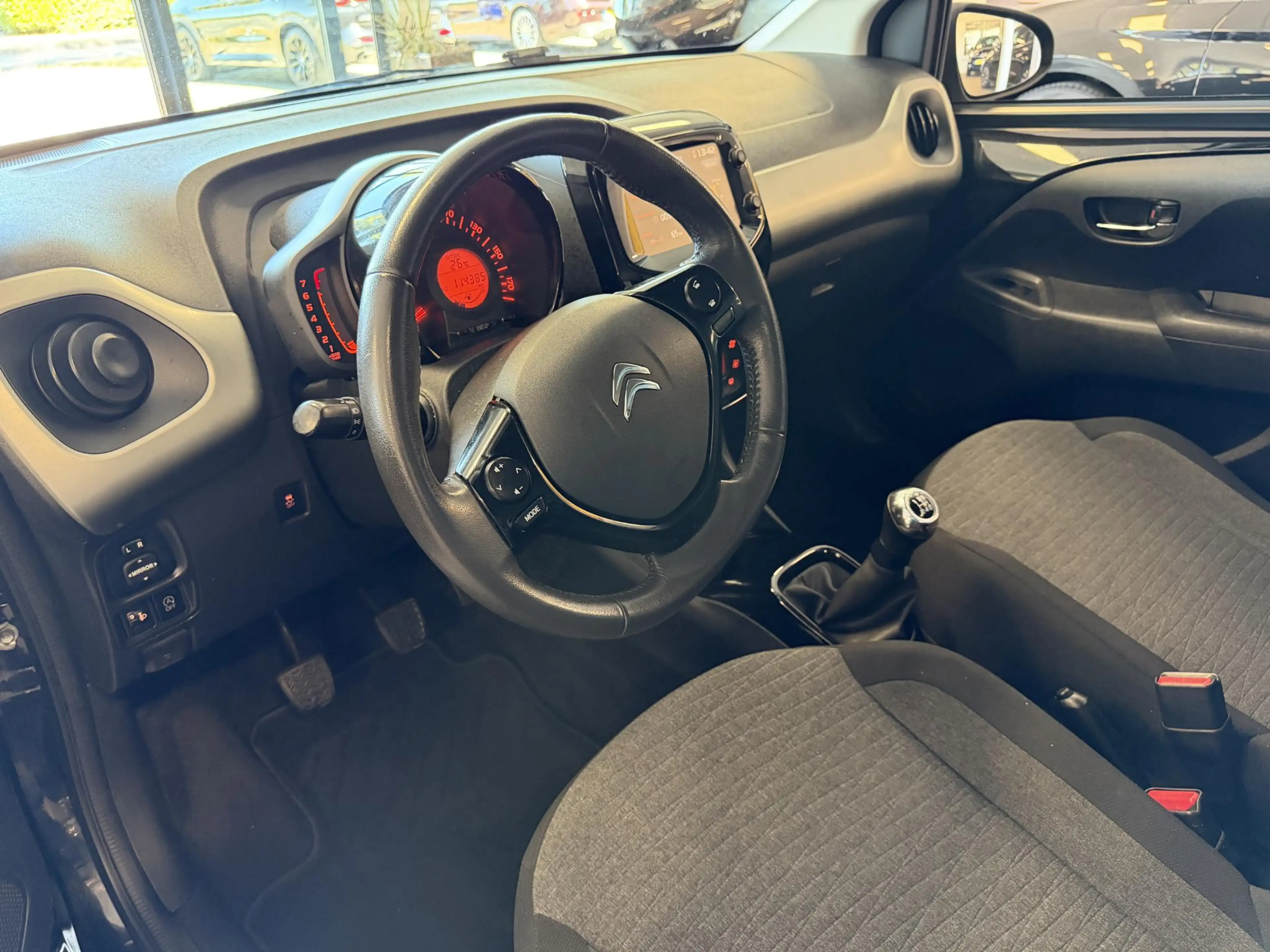 Citroen C1 1.0 e-VTi Shine — photo 5