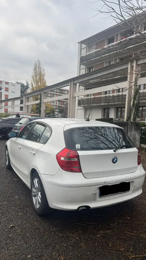 BMW 118 118d 143 ch Confort - 2
