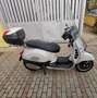 Piaggio GTS 300 Blanc - thumbnail 5