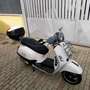 Piaggio GTS 300 Blanc - thumbnail 4