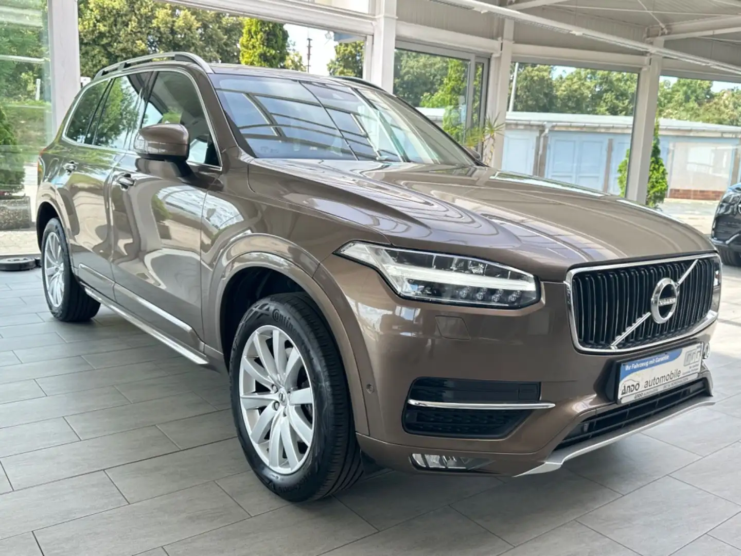 Volvo XC90 Momentum AWD 7-Sitzer/LED/Kamera/Leder/AHK Negro - 2