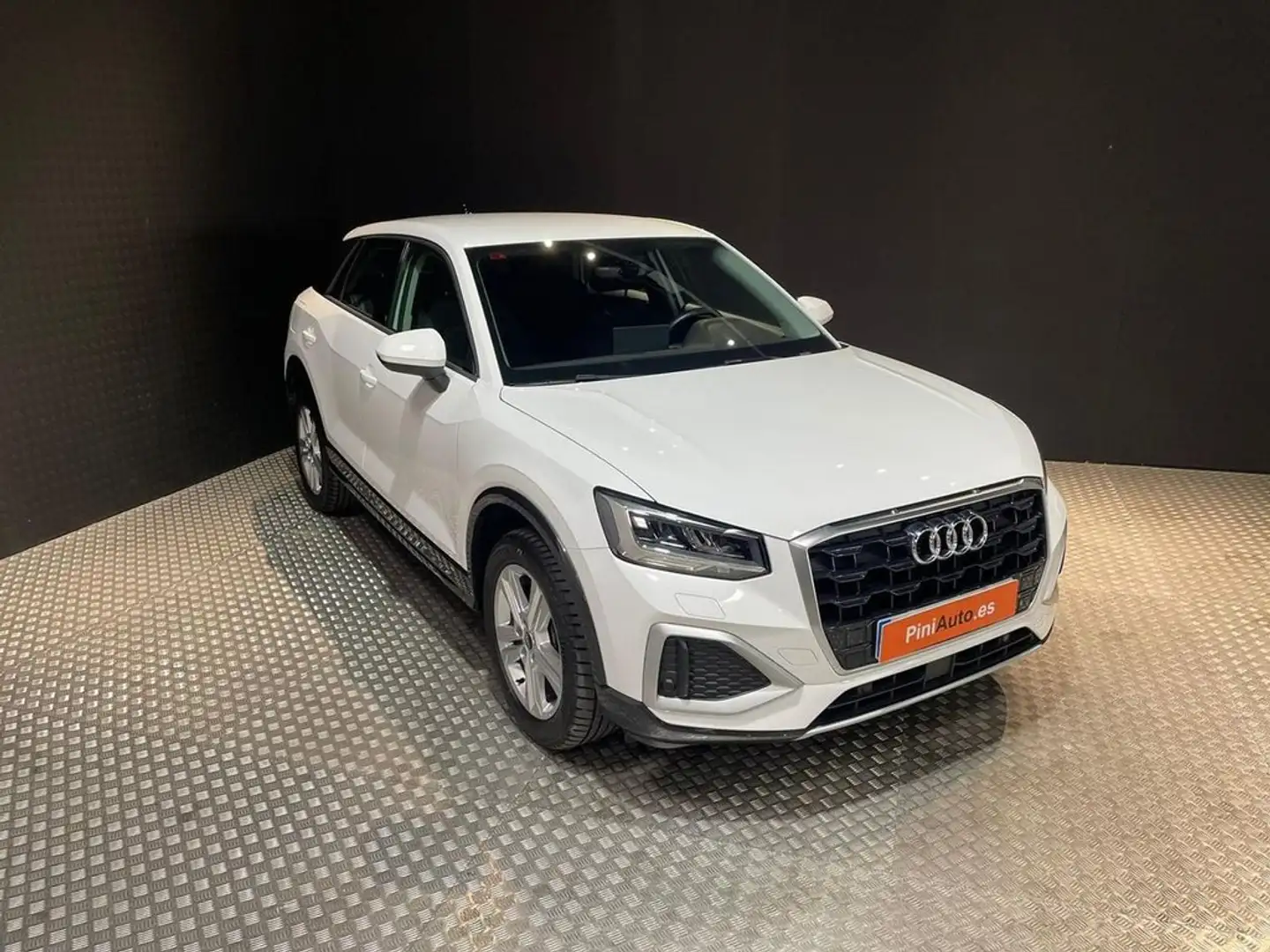Audi Q2 Advanced 35 TFSI 110kW 150CV S tronic Weiß - 2