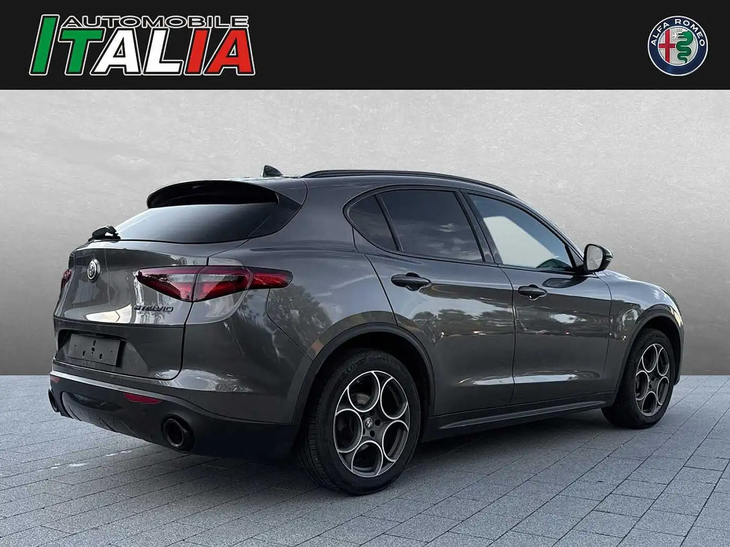 Alfa Romeo Stelvio B-Tech 2.2 AT8 Q4 Gris - 2