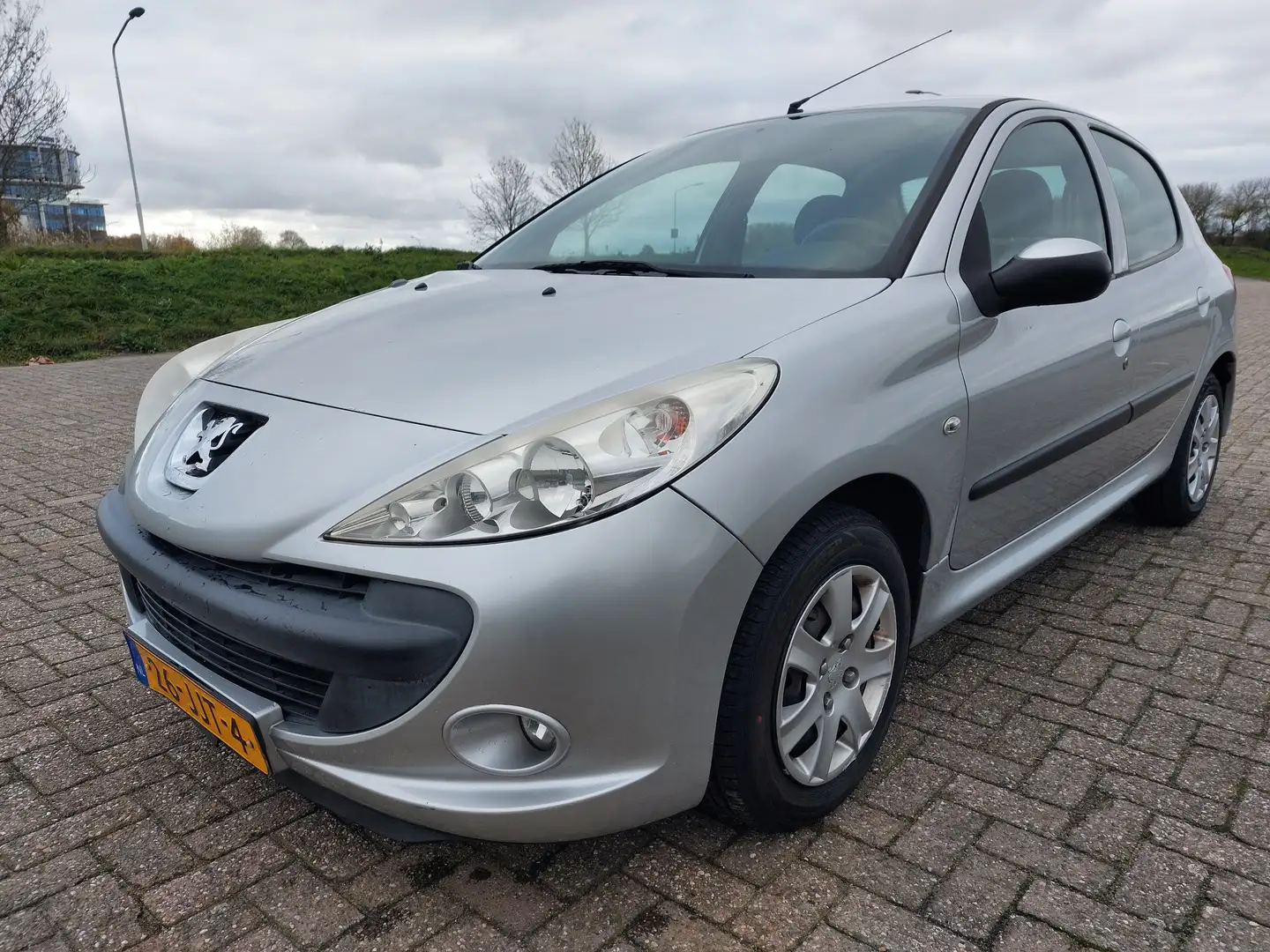 Peugeot 206 206+ 1.4 XS Zilver - 2
