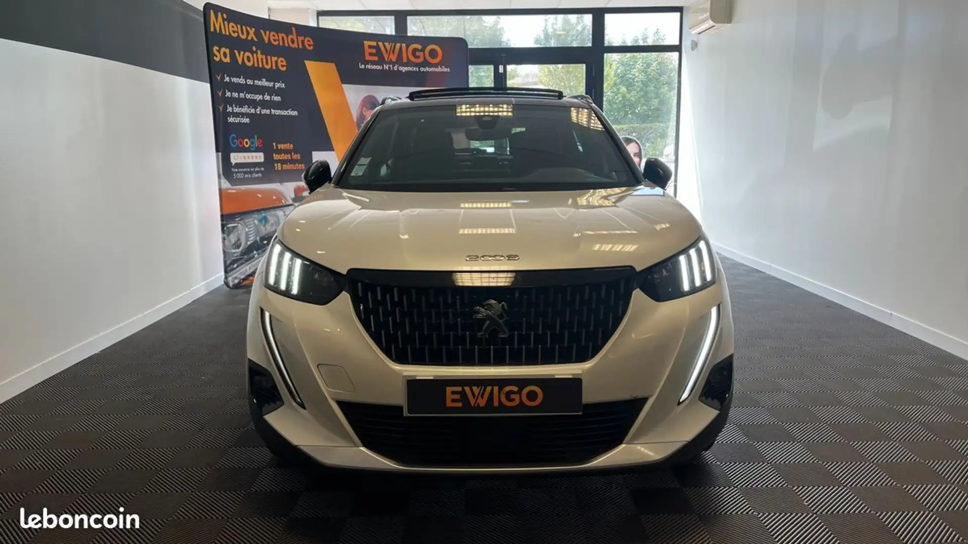 Peugeot 2008 GENERATION-I 1.2 PURETECH 130ch GT LINE EAT BVA START-STOP Blanc - 2