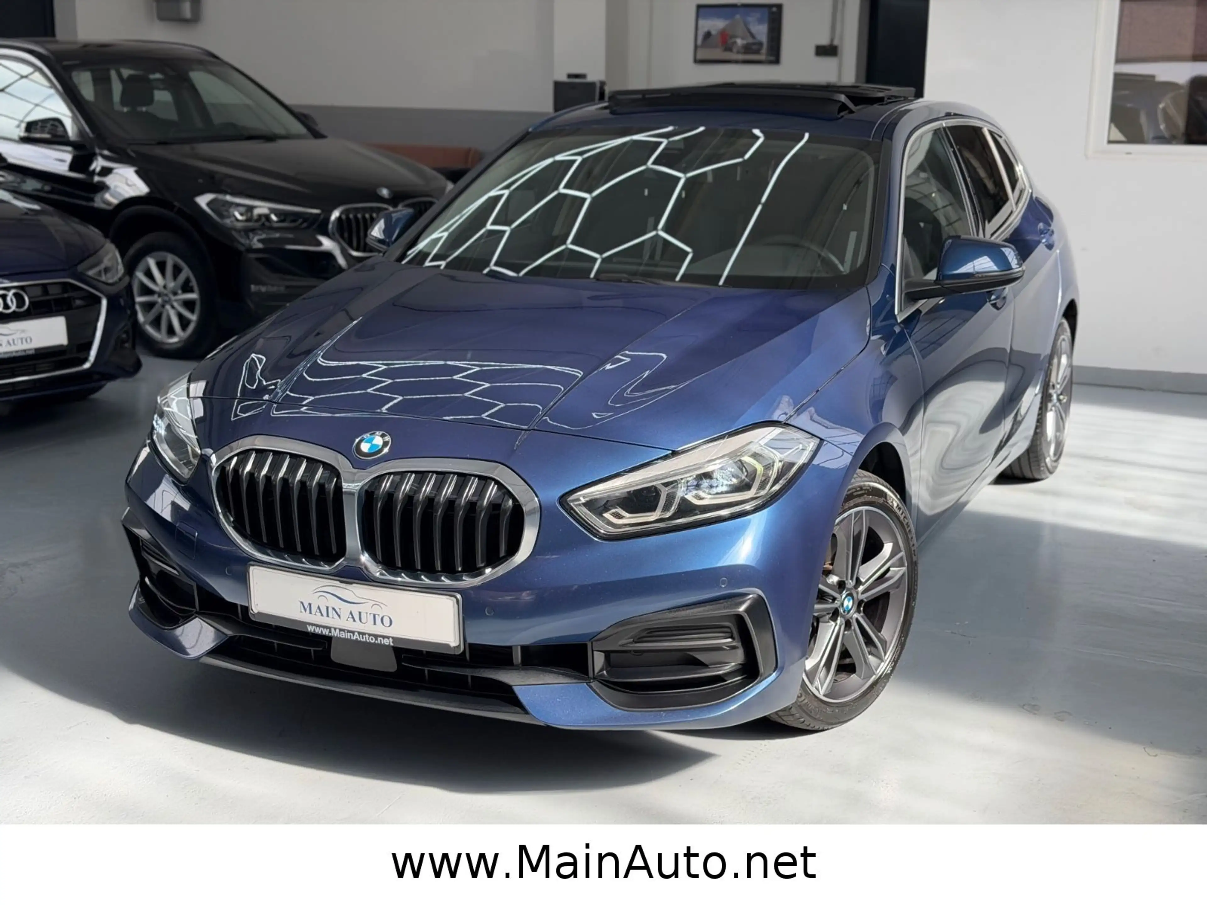BMW 118 d Lim Sport Line/PANO/H-Kardon/SPUR/M-Lenkrad