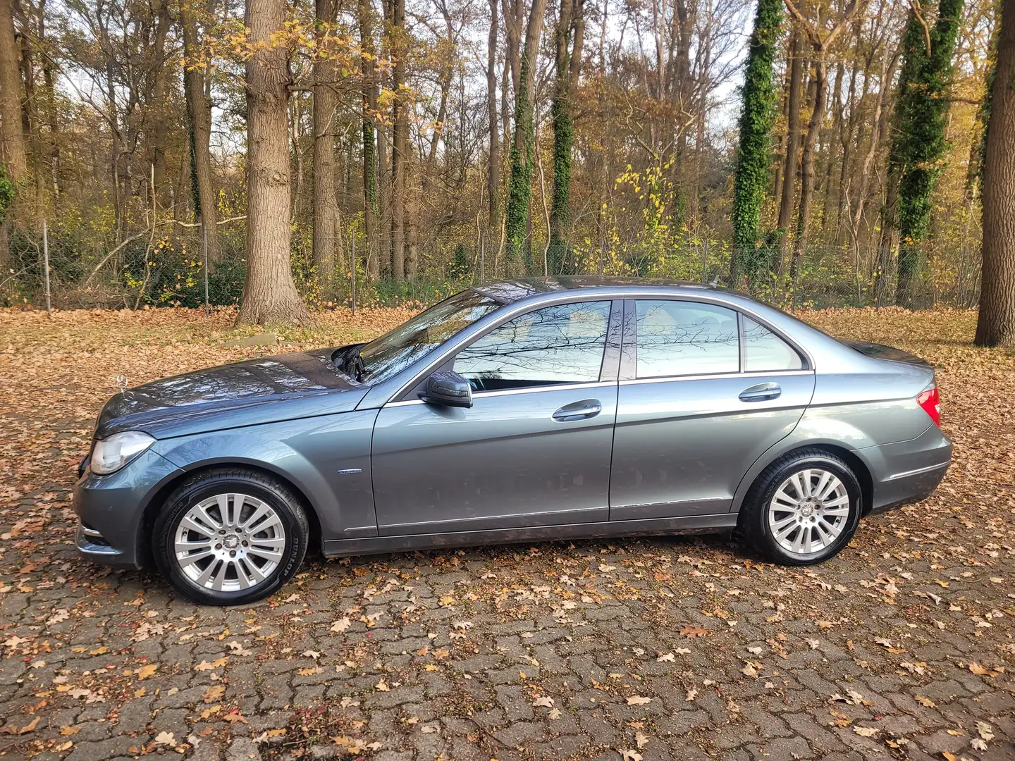 Mercedes-Benz C 180 C 180 CGI BlueEfficiency (204.049) Gris - 2