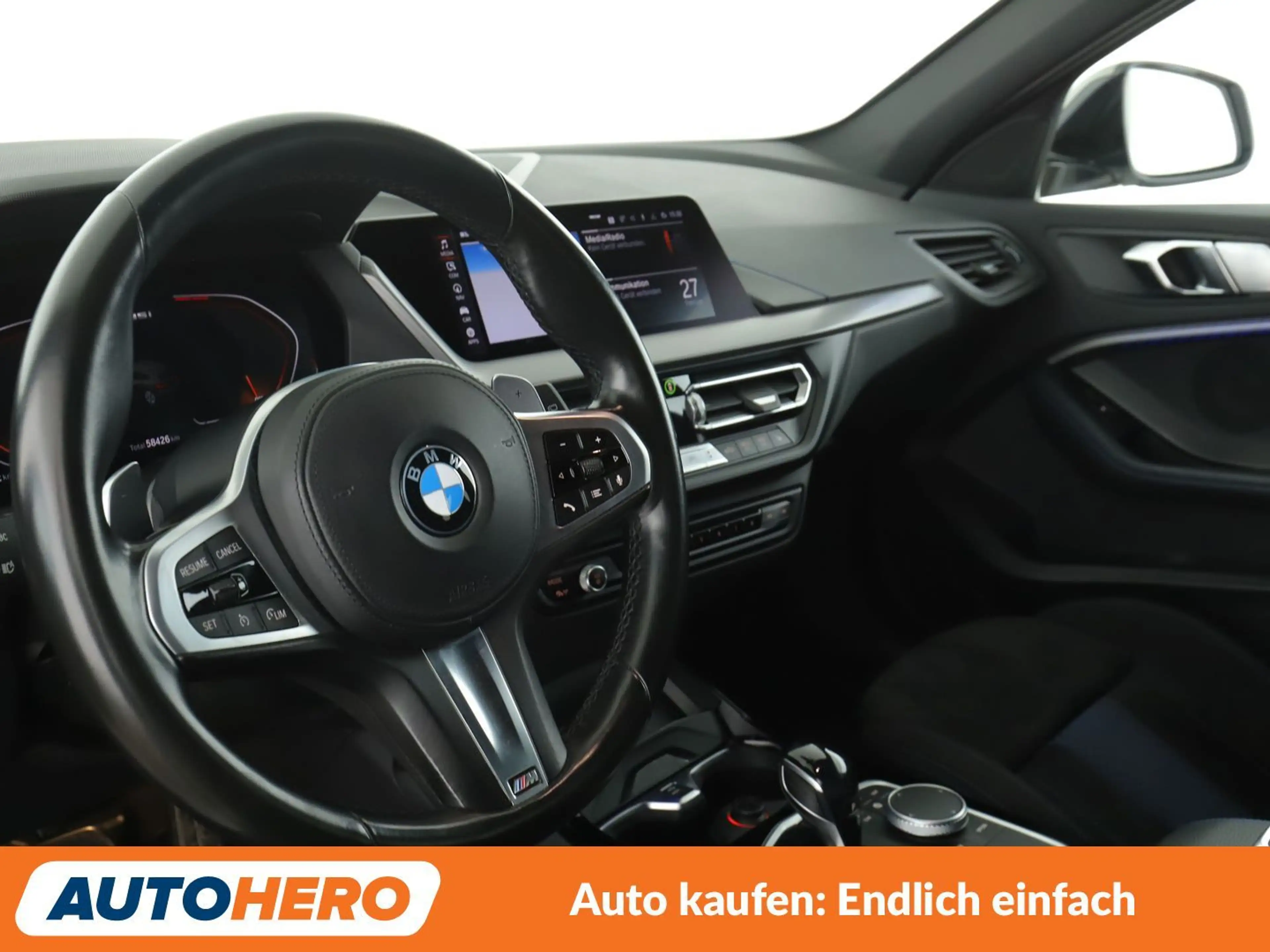 BMW 135 M135i xDrive Aut.*NAVI*HEAD-UP*LED*TEMPO*PDC*SHZ* — photo 11