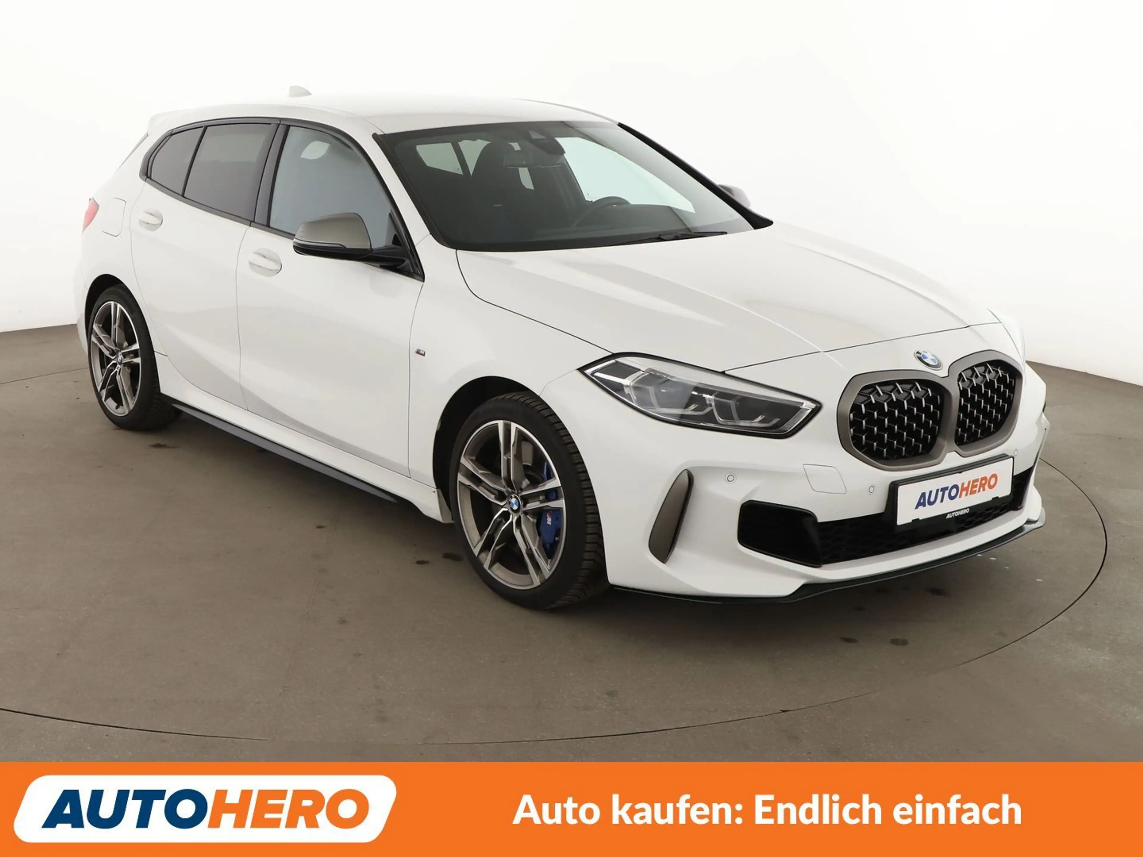 BMW 135 M135i xDrive Aut.*NAVI*HEAD-UP*LED*TEMPO*PDC*SHZ* — photo 8