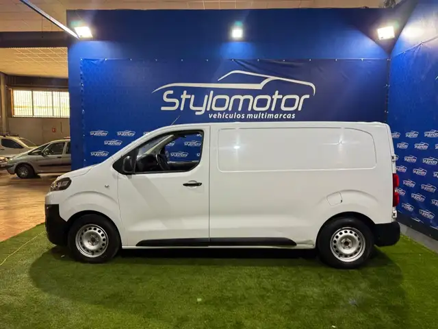 Citroen Jumpy view 3