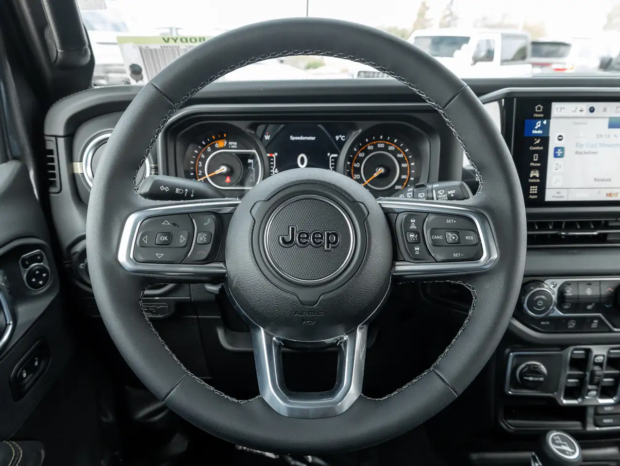 Jeep Wrangler снимка Jeep Wrangler
