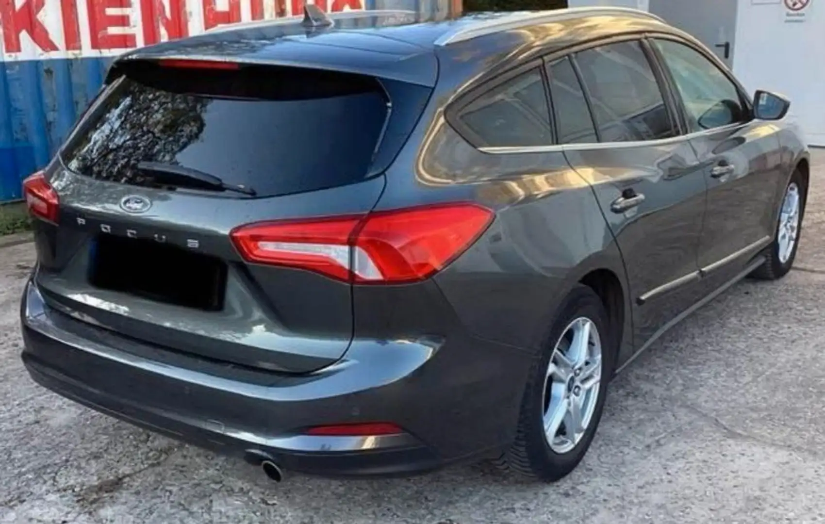 Ford Focus Turnier Cool & Connect, 1.5 TD,netto 6650€ Gris - 2