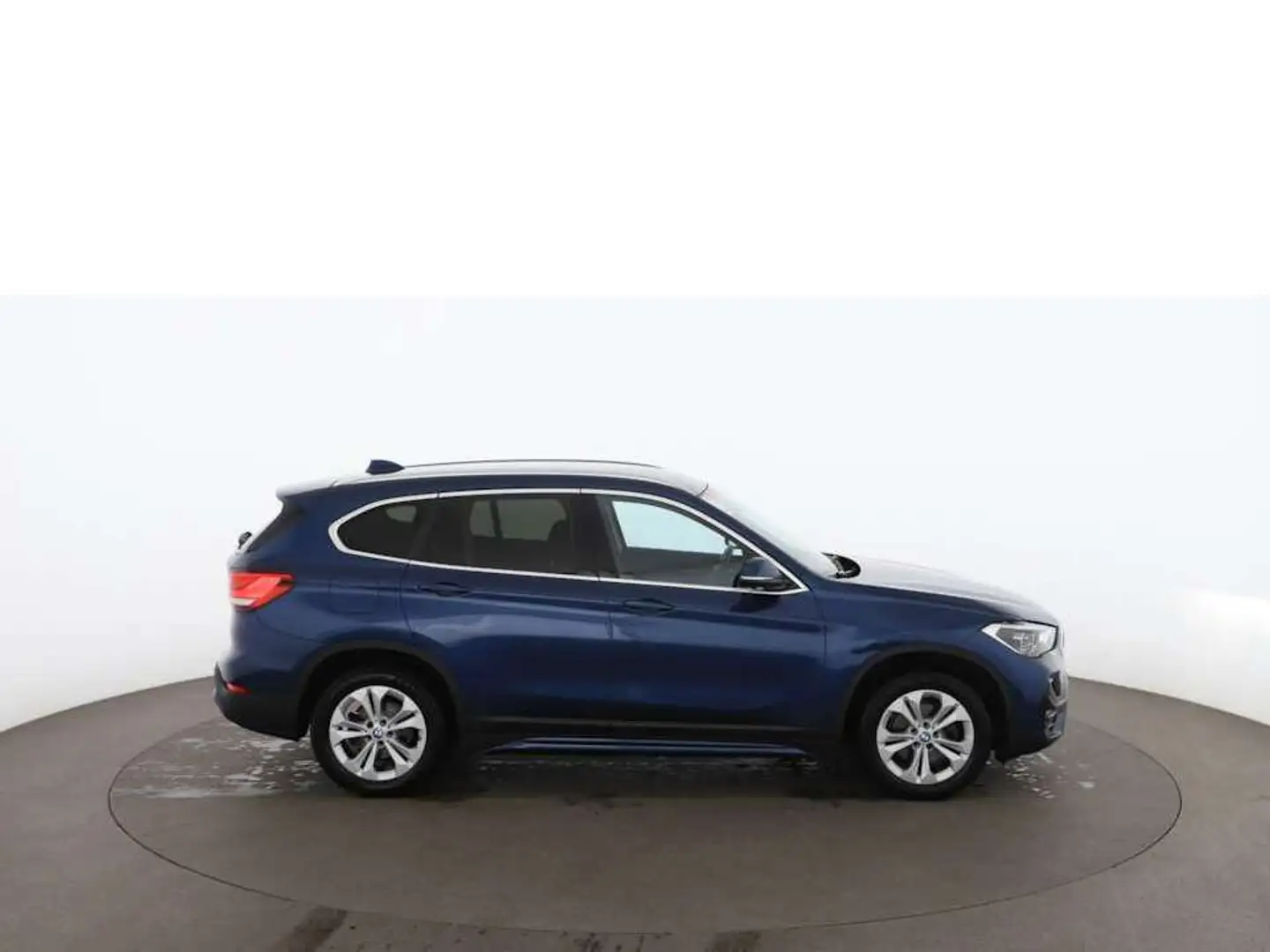 BMW X1 sDrive18i Sport Aut LED AHK HEAD-UP NAVI LEDER Blu/Azzurro - 2