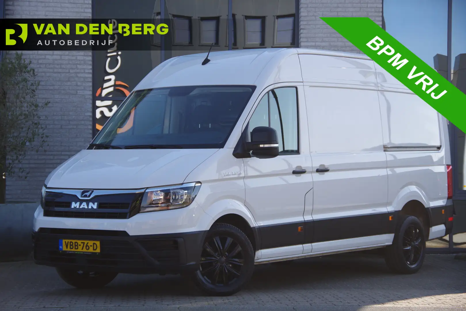 MAN TGE 35 2.0 TDI 140PK AUT L3H3 2X SCHUIFDEUR, TREKHAAK Blanc - 1