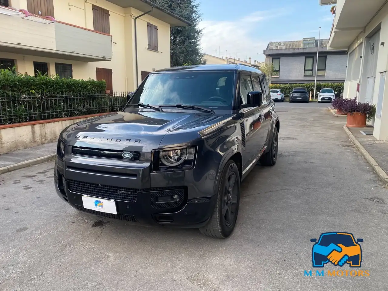 Land Rover Defender
