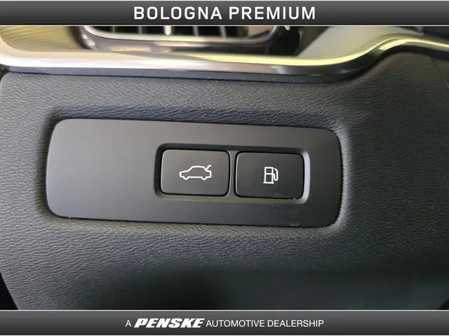 Volvo XC60 view 30