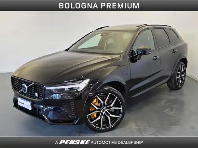 Volvo XC60 main image