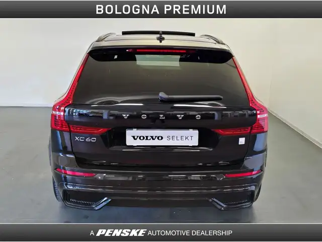 Volvo XC60 view 7