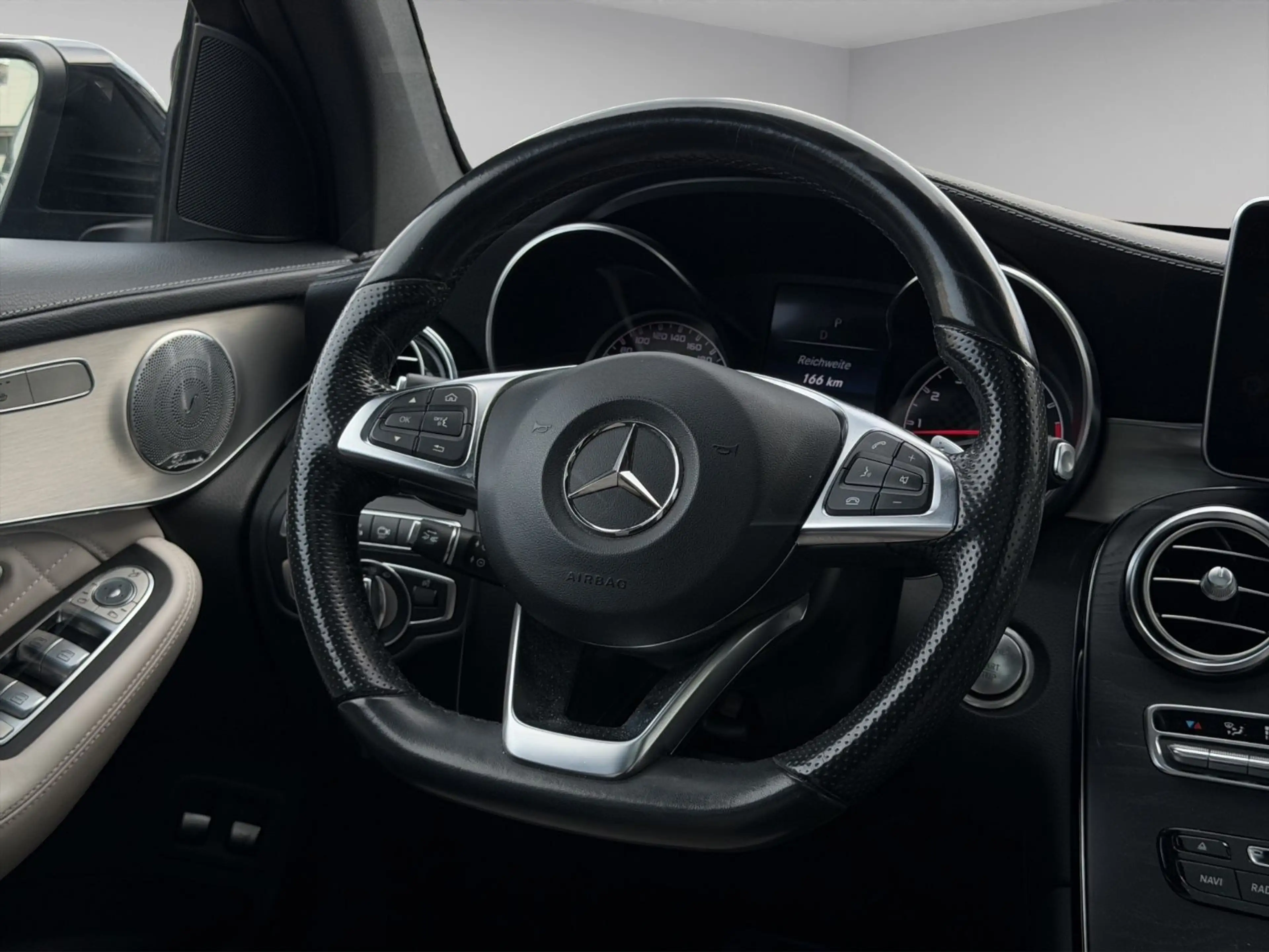 Mercedes-Benz GLC 43 AMG 4Matic Designo*Pano*360*Burmester*AHK — photo 14