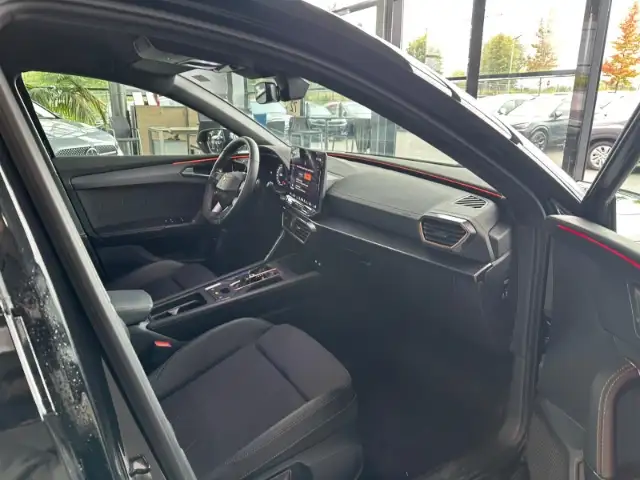 Cupra Leon view 14