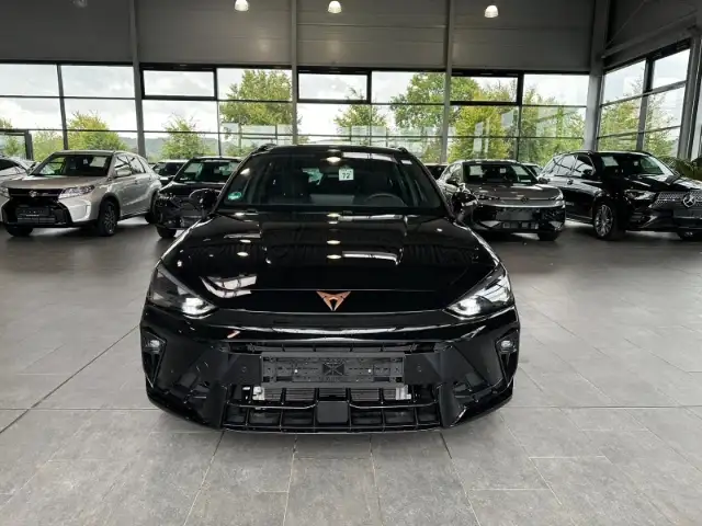 Cupra Leon view 2