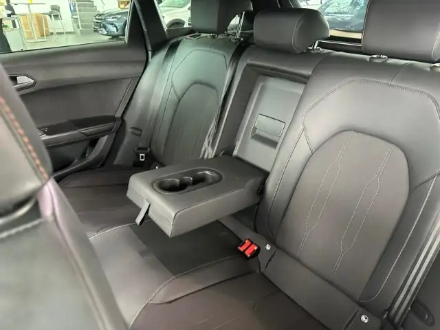 Cupra Leon view 13