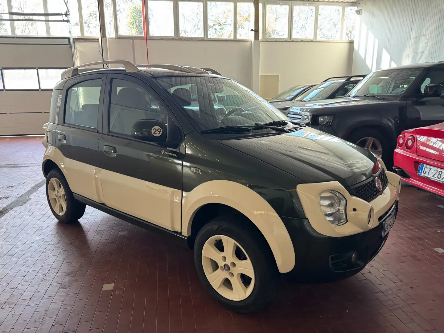 Fiat Panda 1.3 mjt 16v Cross esp 4x4 Grün - 2