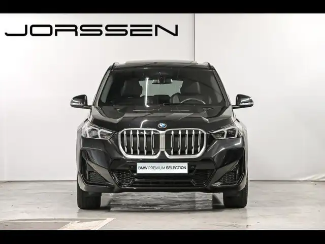 BMW X1 view 2